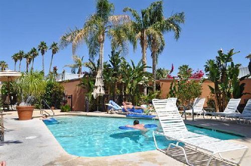 Triangle Inn Clothing Optional Resort For Men Palm Springs Eksteriør billede